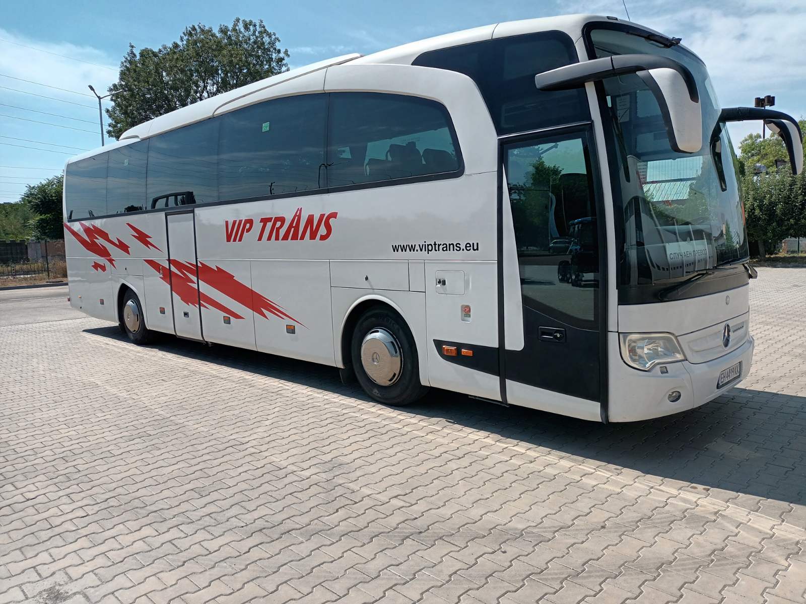 Mercedes Travego, 49 места