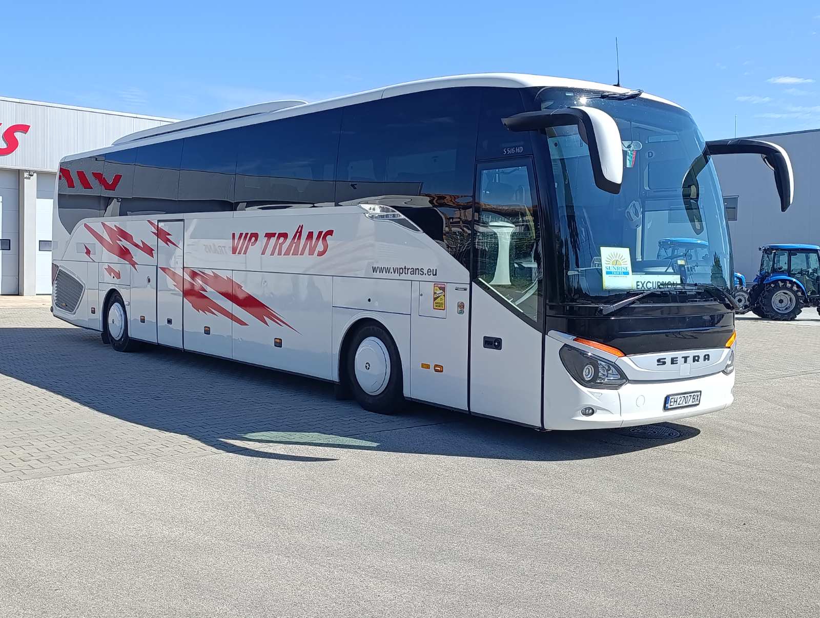 Туристически автобус на VIP TRANS